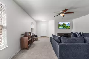 4100 Calamar St, Fort Worth, TX 76106 - Photo 6