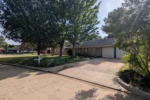 2908 Ashbury Dr, Arlington, TX 76015 - Photo 2