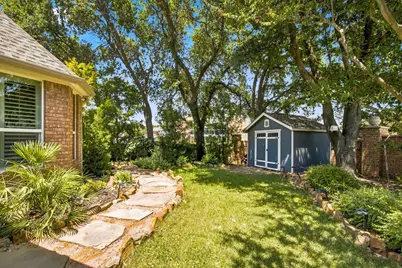 2620 Heather Brook Court, Bedford, TX 76021 - Photo 32