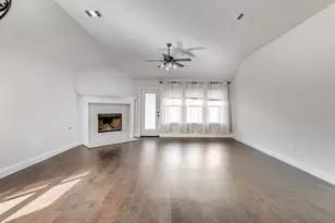7521 Rothbury Dr, Fort Worth, TX 76179 - Photo 2