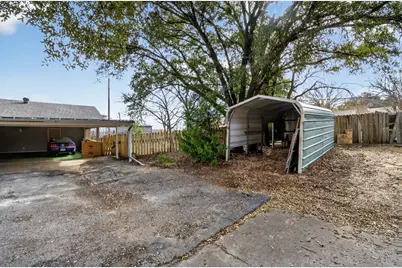 1304 E Franklin Street, Hillsboro, TX 76645 - Photo 32