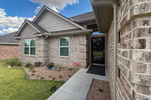 219 Quail Run, Aubrey, TX 76227 - Photo 1