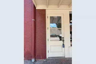 203 N Dallas Street #203, Ennis, TX 75119 - Photo 2