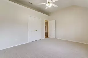 901 Evandale Rd, Burleson, TX 76028 - Photo 30