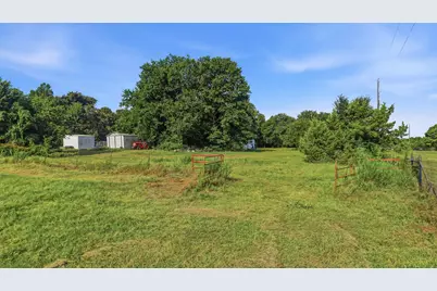 1614 W Line Road, Whitesboro, TX 76273 - Photo 22