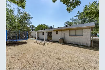 321 E Pine Street, Jacksboro, TX 76458 - Photo 28