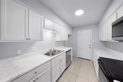 253 Locust Street S #2N, Sulphur Springs, TX 75482 - Photo 4