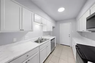 253 Locust St S, Sulphur Springs, TX 75482 - Photo 4