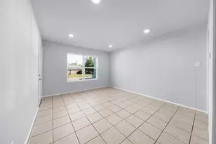 253 Locust St S, Sulphur Springs, TX 75482 - Photo 12
