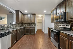 204 Rosewood Ct, Red Oak, TX 75154 - Photo 12