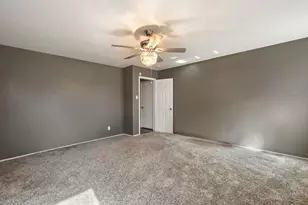 204 Rosewood Ct, Red Oak, TX 75154 - Photo 16