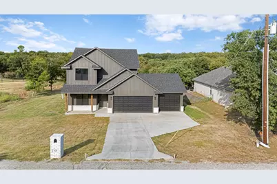121 Jim Walter Drive, Runaway Bay, TX 76426 - Photo 1