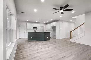 121 Jim Walter Dr, Runaway Bay, TX 76426 - Photo 6