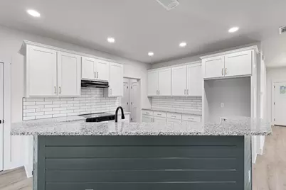 121 Jim Walter Drive, Runaway Bay, TX 76426 - Photo 10