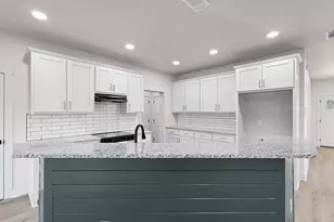 121 Jim Walter Dr, Runaway Bay, TX 76426 - Photo 10