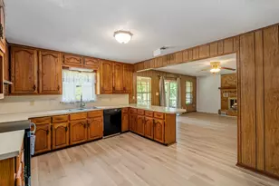 2105 Lakeview Dr, Mabank, TX 75156 - Photo 6