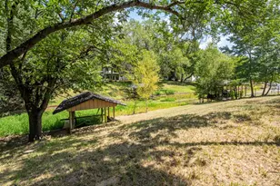 2105 Lakeview Dr, Mabank, TX 75156 - Photo 32