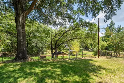 2105 Lakeview Drive, Mabank, TX 75156 - Photo 32