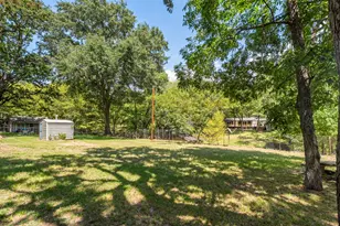 2105 Lakeview Dr, Mabank, TX 75156 - Photo 28
