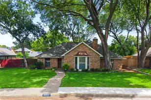 342 Hillcroft Dr, Duncanville, TX 75137 - Photo 1