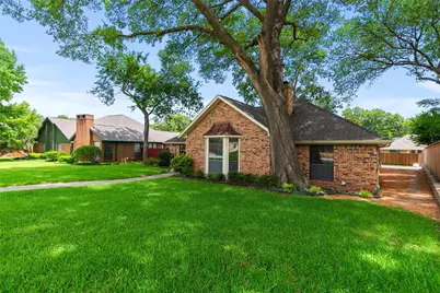 342 Hillcroft Drive, Duncanville, TX 75137 - Photo 2