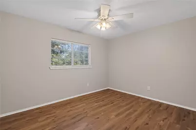 2201 W Brooklake Street, Denton, TX 76207 - Photo 16