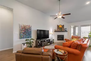 10324 Lakemont Dr, Fort Worth, TX 76131 - Photo 16