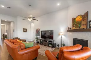 10324 Lakemont Dr, Fort Worth, TX 76131 - Photo 18
