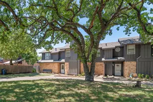 1722 Stonegate Dr, Denton, TX 76205 - Photo 1