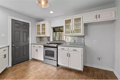 1722 Stonegate Drive, Denton, TX 76205 - Photo 10
