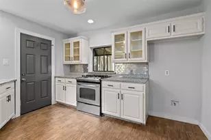 1722 Stonegate Dr, Denton, TX 76205 - Photo 10