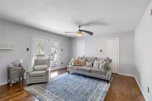 2700 Valleywood Dr, Grapevine, TX 76051 - Photo 16