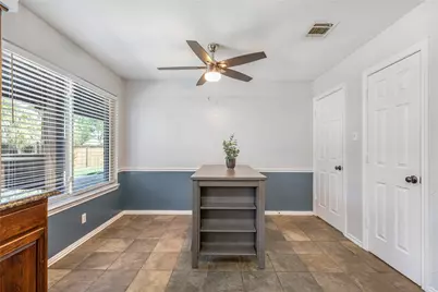 2700 Valleywood Drive, Grapevine, TX 76051 - Photo 10