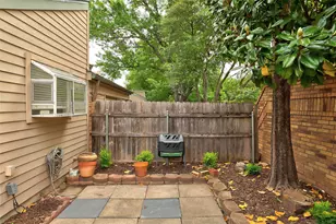 5565 Preston Oaks Rd, Dallas, TX 75254 - Photo 22