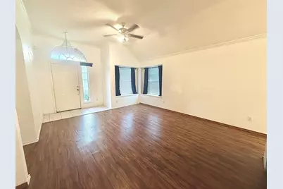 5606 Indian Hill Drive, Arlington, TX 76018 - Photo 14