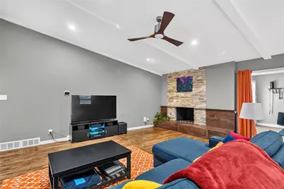 12326 Cedar Bend Drive, Dallas, TX 75244 - Photo 10