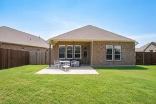 2105 Ella Ln, Carrollton, TX 75010 - Photo 28