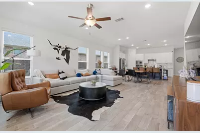 2105 Ella Lane, Carrollton, TX 75010 - Photo 10