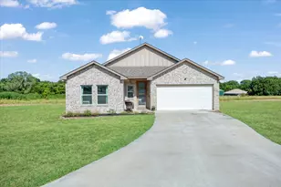 314 Delatorre St, Trenton, TX 75490 - Photo 2