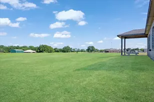 314 Delatorre St, Trenton, TX 75490 - Photo 6