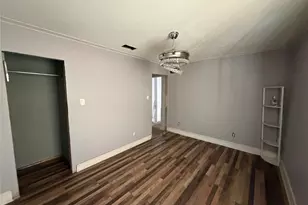 8222 Wes Hodges Rd, Dallas, TX 75217 - Photo 16