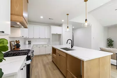 2734 Marburg Street, Dallas, TX 75215 - Photo 10