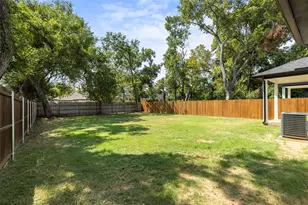 2734 Marburg St, Dallas, TX 75215 - Photo 24
