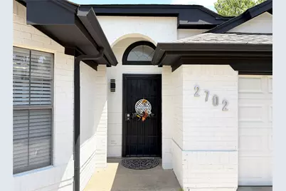 2702 Game Lake Drive, Irving, TX 75060 - Photo 2