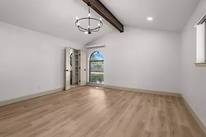 2108 Forest Hills Road, Grapevine, TX 76051 - Photo 18