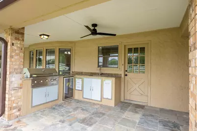 915 W Pleasant Run Road, DeSoto, TX 75115 - Photo 36