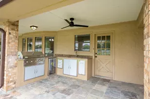 915 W Pleasant Run Rd, DeSoto, TX 75115 - Photo 36
