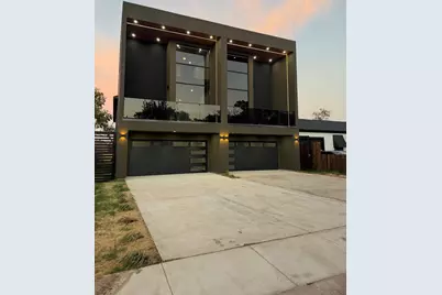 820 Lambert Street, Dallas, TX 75203 - Photo 1