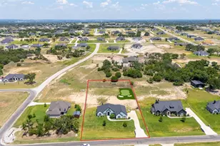612 Bent Tree Ln, Weatherford, TX 76085 - Photo 2