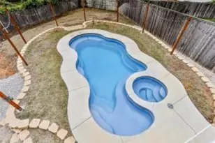 3910 Kingsferry Ct, Arlington, TX 76016 - Photo 1